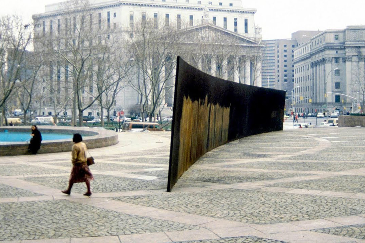 Tilted Arc, Richard Serra